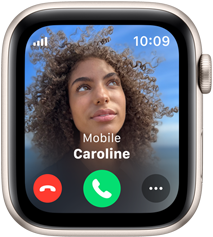 Apple Watch SE pokazujący połączenie przychodzące wraz ze zdjęciem oraz nazwą osoby dzwoniącej.