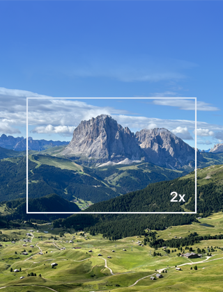 iPhone 15 z aparatem głównym 48 megapikseli i pokazanym zoomem 2x